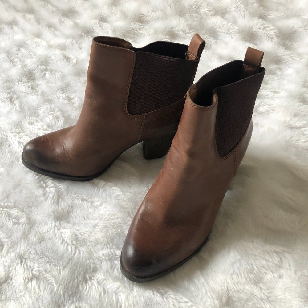 (NEW) Lucky Brand Brown Leather Boots Y2K